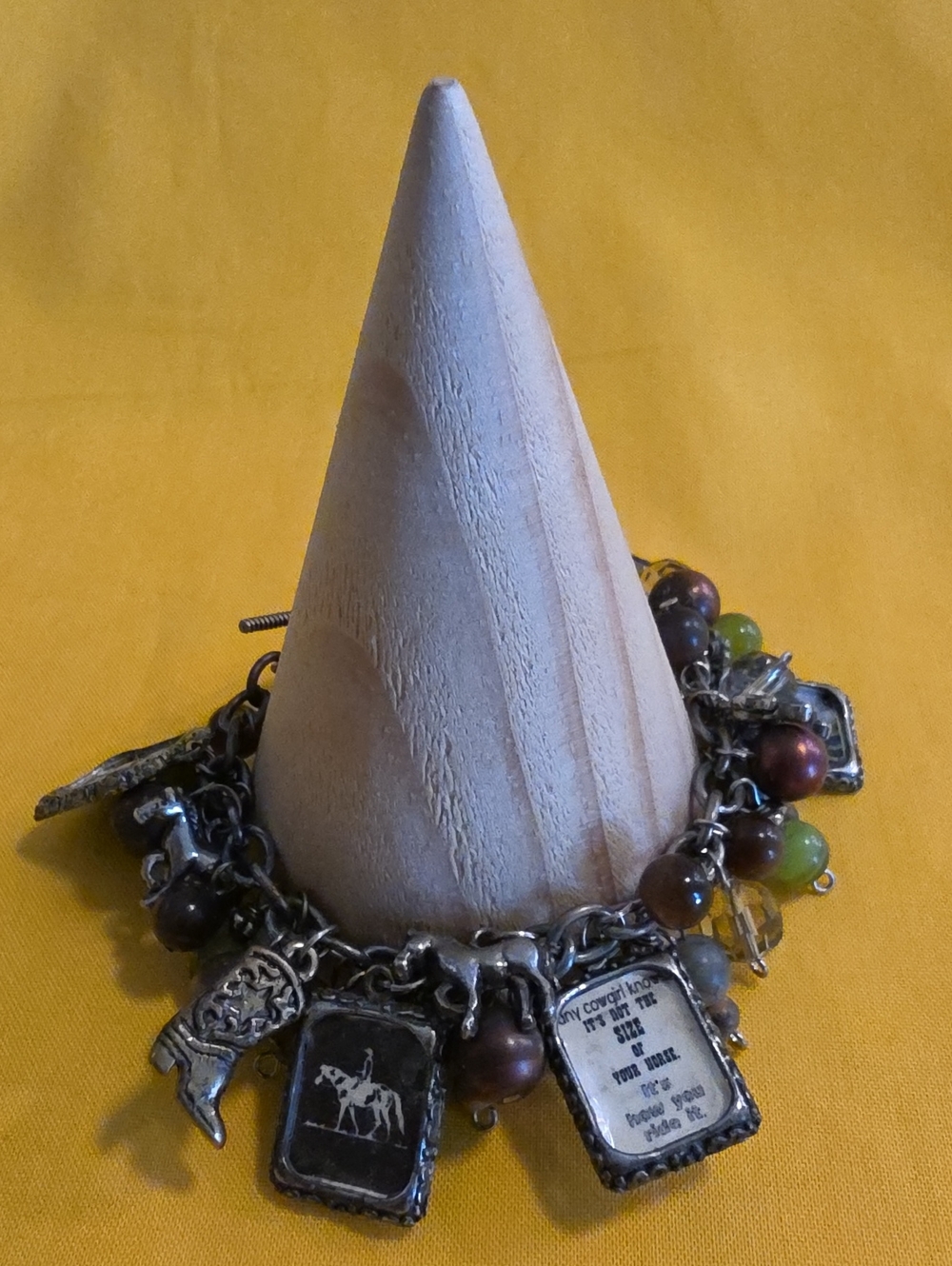 Vintage ▪︎ Western Cowgirl Charm Bracelet ▪︎ Likely Silver-Plated ▪︎ Unmarked